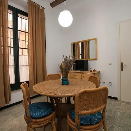 Apt Petxina Beige * Lloret de Mar